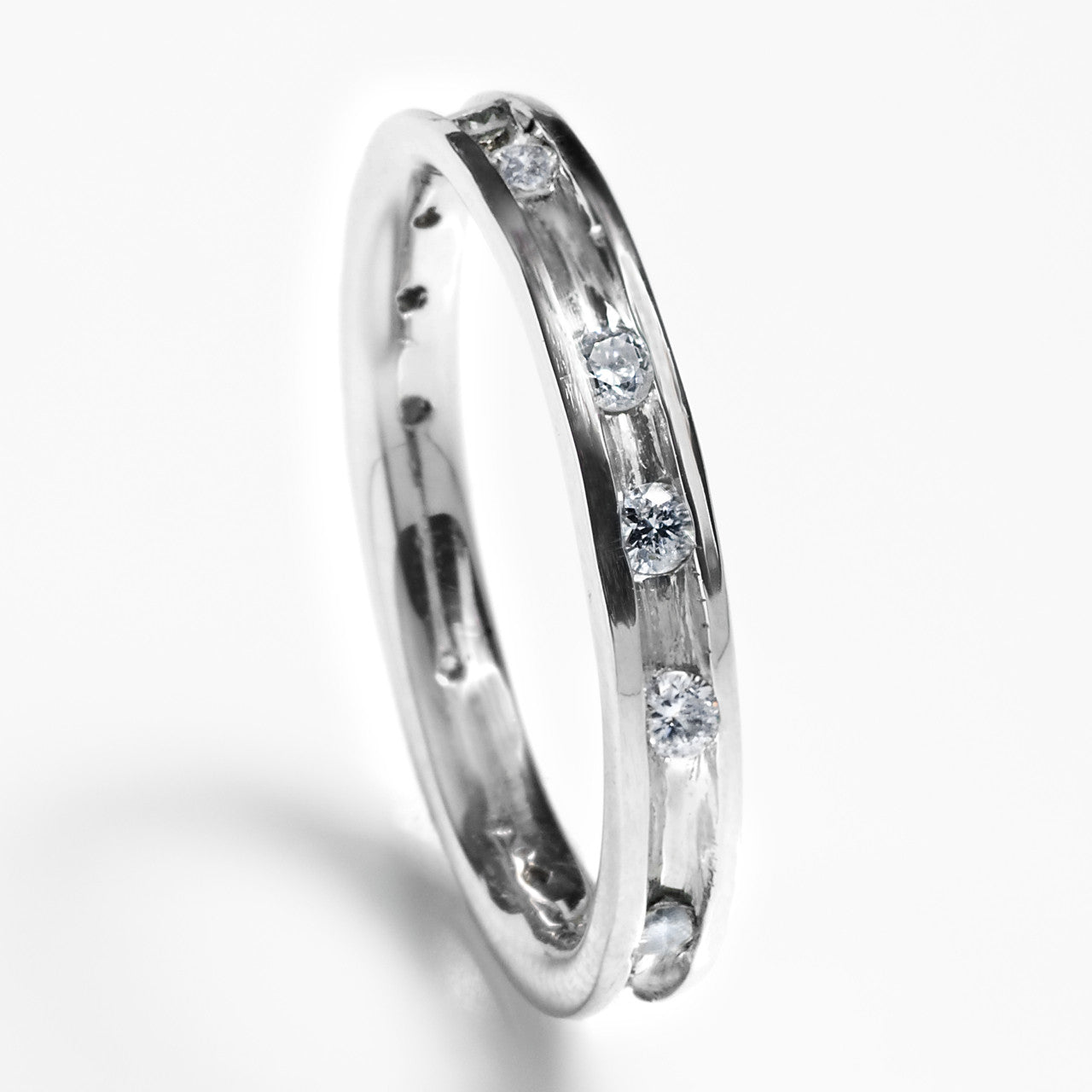 Channel Eternity Band