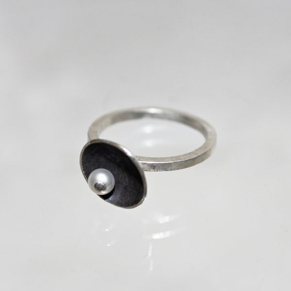 Satellite Ring with Pearl