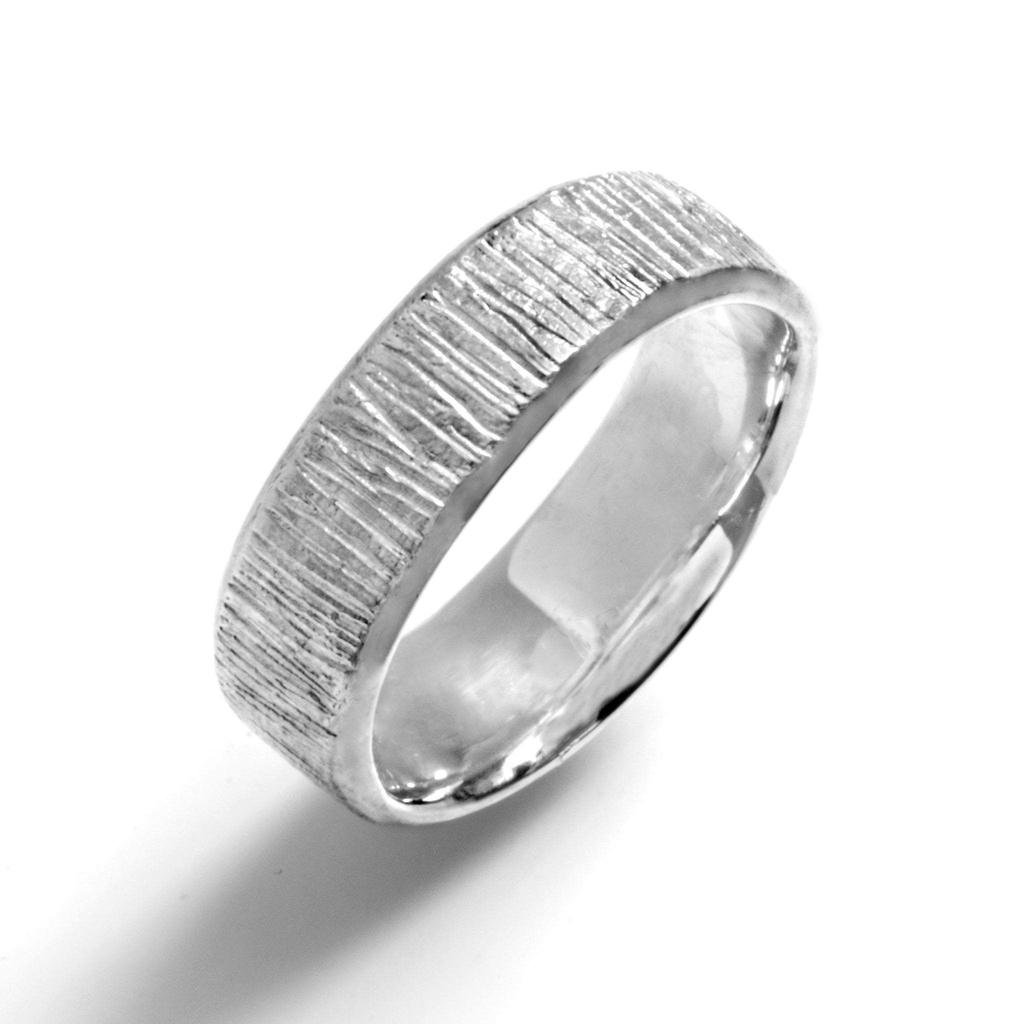 Lined Bevel Ring